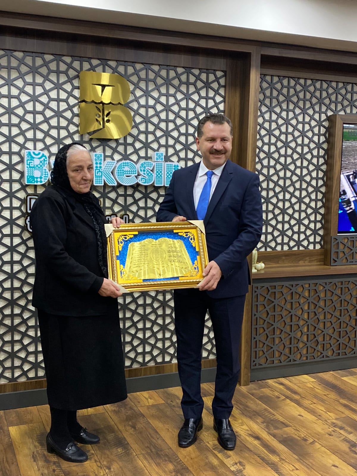 Qardaş Ailə layihəsi çərçivəsində şəhid general-mayor Polad Həşimovun ailəsi Balıkesirde